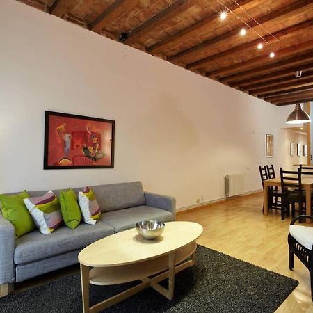 Beautiful Apartment In Eixample Barcelona Ngoại thất bức ảnh