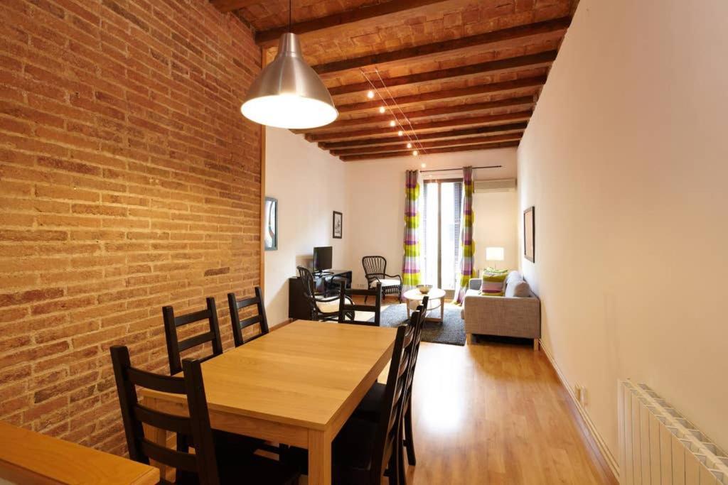 Beautiful Apartment In Eixample Barcelona Ngoại thất bức ảnh