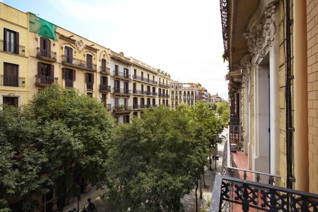 Beautiful Apartment In Eixample Barcelona Ngoại thất bức ảnh